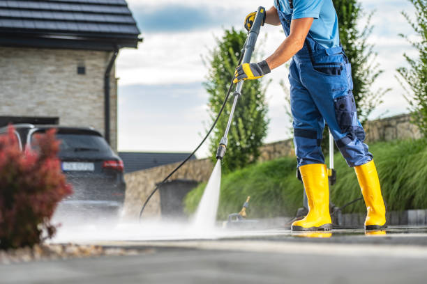Best Graffiti Removal  in Lansing, IL